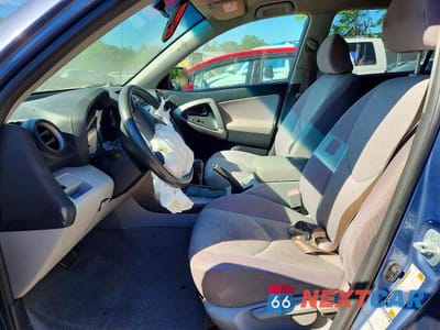 Zdjęcie 7 z 13 samochodu: 2008 TOYOTA RAV4 BASE VIN:JTMBD33V885180896 - miniatura
