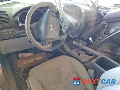 Zdjęcie 8 z 13 samochodu: 2011 KIA SORENTO GL VIN:5XYKT3A18BG007669 - miniatura