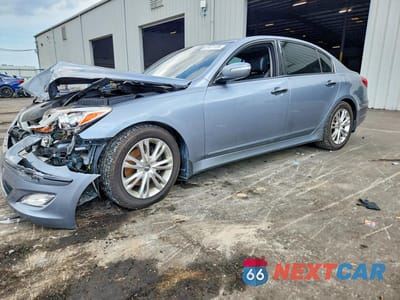 2013 HYUNDAI GENESIS 3.8L KMHGC4DD5DU255358 - główne zdjęcie licytacji z USA - miniatura