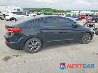 Trzecie zdjęcie samochodu z tyłu: 2017 HYUNDAI ELANTRA VALUE EDITION VIN:KMHD84LF1HU248114 - miniatura