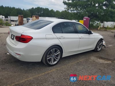 Trzecie zdjęcie samochodu z tyłu: 2017 BMW 330 I VIN:WBA8B9G37HNU52699 - miniatura