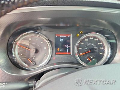 Zdjęcie 9 z 12 samochodu: 2014 DODGE CHARGER SXT VIN:2C3CDXHG1EH217365 - miniatura