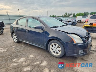 Czwarte zdjęcie samochodu z boku: 2010 NISSAN SENTRA 2.0 VIN:3N1AB6AP5AL722116 - miniatura
