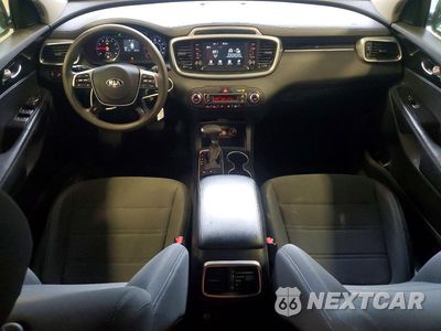 Zdjęcie 8 z 13 samochodu: 2019 KIA SORENTO LX V6 VIN:5XYPGDA5XKG447198 - miniatura
