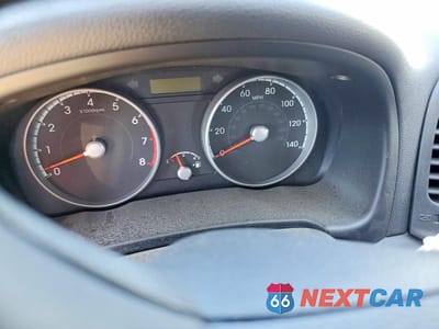 Zdjęcie 9 z 13 samochodu: 2010 HYUNDAI ACCENT GS VIN:KMHCM3AC9AU169032 - miniatura