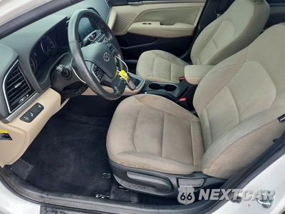 Zdjęcie 7 z 12 samochodu: 2017 HYUNDAI ELANTRA SE VIN:5NPD84LF0HH060053 - miniatura