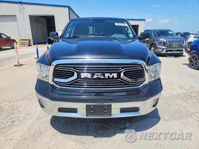 Piąte zdjęcie samochodu w środku: 2018 RAM 1500 SLT VIN:1C6RR7TT5JS168659 - miniatura