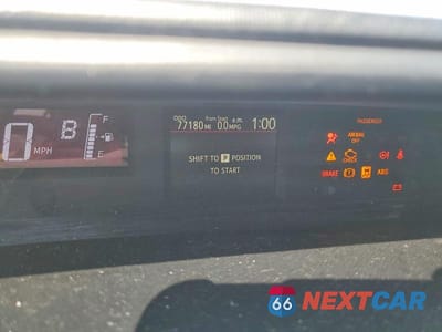 Zdjęcie 9 z 12 samochodu: 2016 TOYOTA PRIUS C VIN:JTDKDTB30G1119466 - miniatura