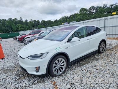 2017 TESLA MODEL X 5YJXCBE29HF041722 - główne zdjęcie licytacji z USA - miniatura