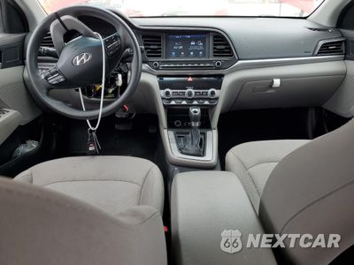 Zdjęcie 8 z 13 samochodu: 2020 HYUNDAI ELANTRA SEL VIN:5NPD84LF0LH569696 - miniatura