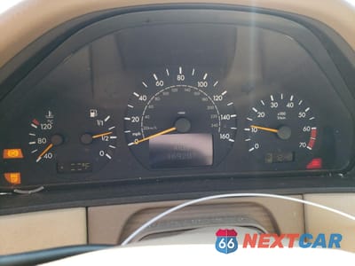 Zdjęcie 9 z 12 samochodu: 2000 MERCEDES-BENZ E 320 VIN:WDBJF65J4YB057100 - miniatura