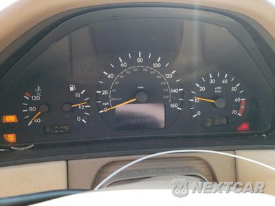 Zdjęcie 9 z 12 samochodu: 2000 MERCEDES-BENZ E 320 VIN:WDBJF65J4YB057100 - miniatura