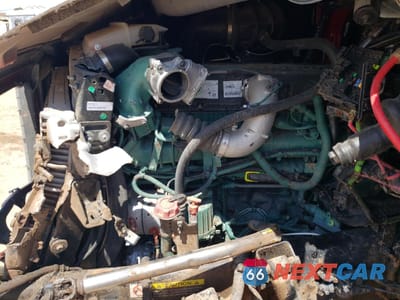 Zdjęcie 7 z 10 samochodu: 2023 VOLVO VN VNL VIN:4V4NC9EH4PN624563 - miniatura