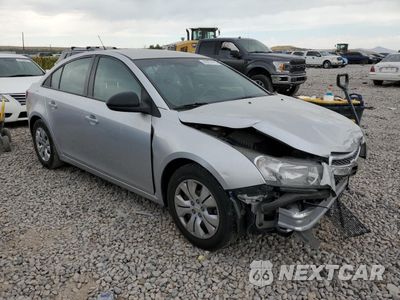 Czwarte zdjęcie samochodu z boku: 2014 CHEVROLET CRUZE LS VIN:1G1PA5SH9E7105395 - miniatura