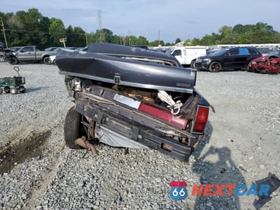 Zdjęcie 11 z 26 samochodu: 1994 LINCOLN TOWN CAR CARTIER VIN:1LNLM83W8RY732046 - miniatura