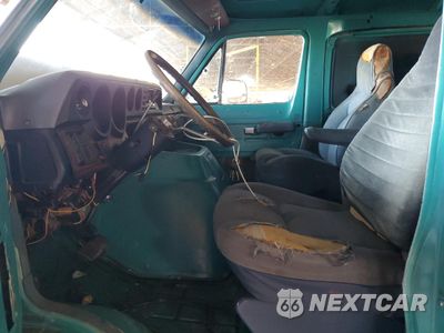 Zdjęcie 7 z 13 samochodu: 1986 DODGE RAM WAGON B350 VIN:2B4KB31W0GK531809 - miniatura
