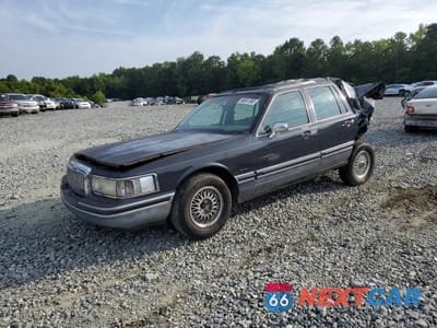 1994 LINCOLN TOWN CAR CARTIER 1LNLM83W8RY732046 - główne zdjęcie licytacji z USA - miniatura