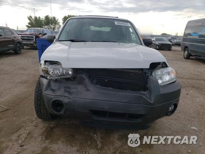 Piąte zdjęcie samochodu w środku: 2007 FORD ESCAPE XLT VIN:1FMYU93197KB77060 - miniatura