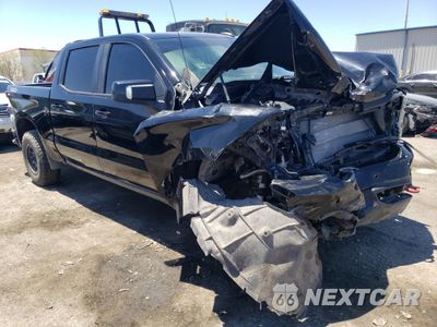 Czwarte zdjęcie samochodu z boku: 2019 CHEVROLET SILVERADO K1500 LT TRAIL BOSS VIN:1GCPYFED6KZ129364 - miniatura
