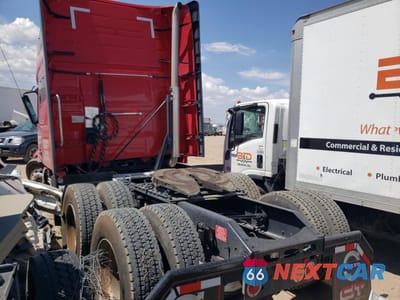 Trzecie zdjęcie samochodu z tyłu: 2023 VOLVO VN VNL VIN:4V4NC9EH4PN624563 - miniatura