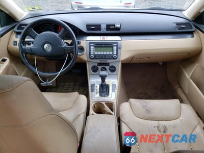 Zdjęcie 8 z 12 samochodu: 2007 VOLKSWAGEN PASSAT 2.0T VIN:WVWAK73C57P127017 - miniatura