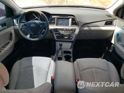 Zdjęcie 8 z 12 samochodu: 2016 HYUNDAI SONATA SE VIN:5NPE24AF2GH320427 - miniatura