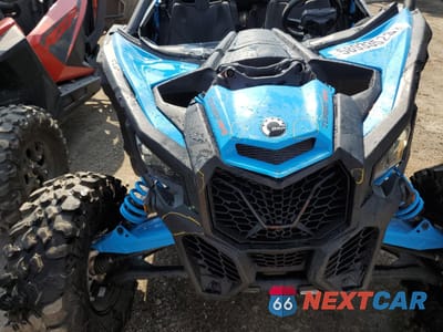 Zdjęcie 9 z 10 samochodu: 2023 CAN-AM MAVERICK X3 RS TURBO RR VIN:3JBVJAV45PE000102 - miniatura