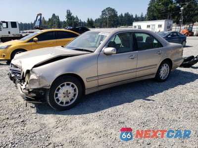 2000 MERCEDES-BENZ E 320 WDBJF65J4YB057100 - główne zdjęcie licytacji z USA - miniatura