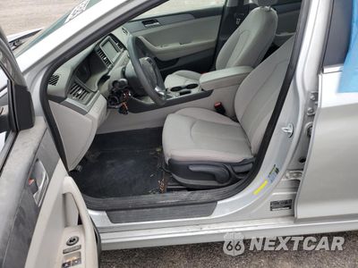 Zdjęcie 7 z 12 samochodu: 2018 HYUNDAI SONATA SE VIN:5NPE24AF9JH661282 - miniatura
