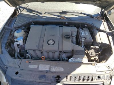 Zdjęcie 11 z 12 samochodu: 2012 VOLKSWAGEN PASSAT S VIN:1VWAP7A3XCC004574 - miniatura