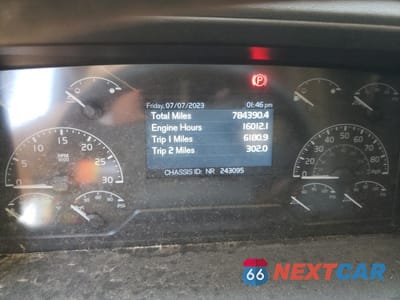 Zdjęcie 8 z 10 samochodu: 2020 VOLVO VN VNL VIN:4V4NC9EH6LN243095 - miniatura