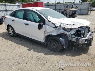 Czwarte zdjęcie samochodu z boku: 2014 FORD FOCUS S VIN:1FADP3E24EL234078 - miniatura