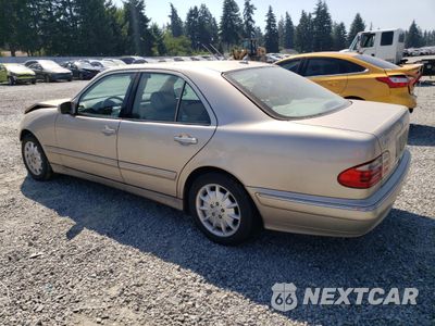 Drugie zdjęcie samochodu z przodu: 2000 MERCEDES-BENZ E 320 VIN:WDBJF65J4YB057100 - miniatura