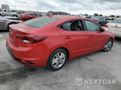 Trzecie zdjęcie samochodu z tyłu: 2020 HYUNDAI ELANTRA SEL VIN:5NPD84LF0LH569696 - miniatura