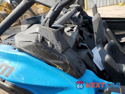 Zdjęcie 6 z 10 samochodu: 2023 CAN-AM MAVERICK X3 RS TURBO RR VIN:3JBVJAV45PE000102 - miniatura