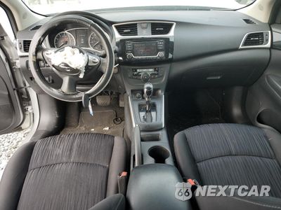 Zdjęcie 8 z 12 samochodu: 2018 NISSAN SENTRA S VIN:3N1AB7AP0JY238301 - miniatura