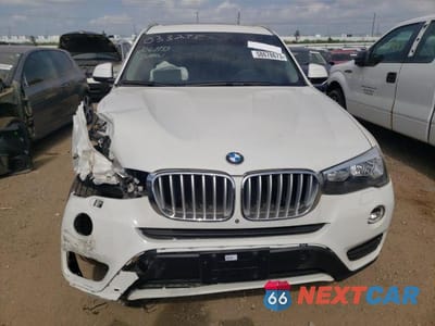 Piąte zdjęcie samochodu w środku: 2017 BMW X3 XDRIVE28I VIN:5UXWX9C38H0T22069 - miniatura