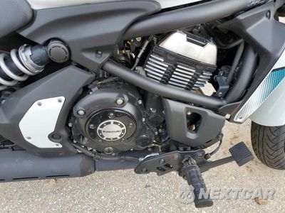 Zdjęcie 7 z 10 samochodu: 2022 KAWASAKI EN650 C VIN:JKAENEC11NDA04077 - miniatura