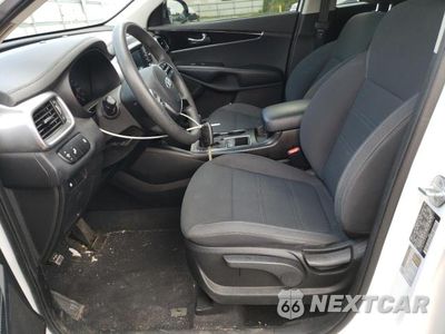 Zdjęcie 7 z 14 samochodu: 2019 KIA SORENTO L VIN:5XYPGDA31KG537158 - miniatura