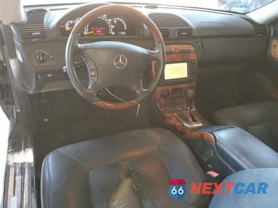 Zdjęcie 8 z 12 samochodu: 2006 MERCEDES-BENZ CL 500 VIN:WDBPJ75J06A046919 - miniatura