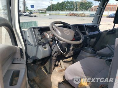 Zdjęcie 8 z 14 samochodu: 2011 ISUZU NPR VIN:JALB4W173B7400381 - miniatura