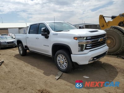 Czwarte zdjęcie samochodu z boku: 2022 CHEVROLET SILVERADO K3500 HIGH COUNTRY VIN:1GC4YVEY5NF260209 - miniatura