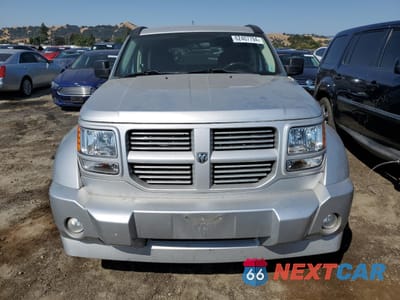 Piąte zdjęcie samochodu w środku: 2011 DODGE NITRO SXT VIN:1D4PT5GK5BW547682 - miniatura