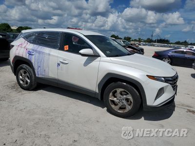 Czwarte zdjęcie samochodu z boku: 2022 HYUNDAI TUCSON SE VIN:5NMJACAE7NH023019 - miniatura
