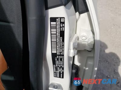 Zdjęcie 14 z 14 samochodu: 2022 MASERATI LEVANTE BASE VIN:ZN661XUA4NX394635 - miniatura