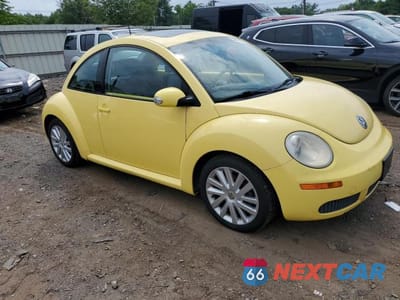 Czwarte zdjęcie samochodu z boku: 2008 VOLKSWAGEN NEW BEETLE S VIN:3VWRG31C28M517769 - miniatura