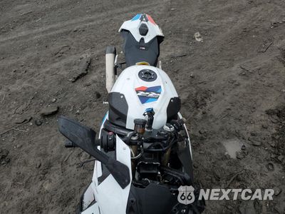 Piąte zdjęcie samochodu w środku: 2023 BMW S 1000 RR VIN:WB10E6305P6H63560 - miniatura