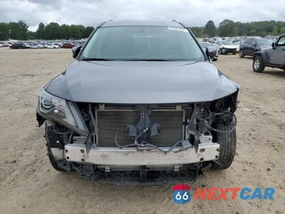 Piąte zdjęcie samochodu w środku: 2019 NISSAN PATHFINDER S VIN:5N1DR2MN6KC623886 - miniatura