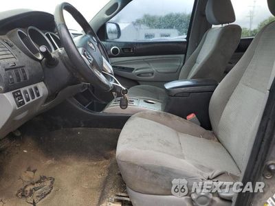 Zdjęcie 7 z 12 samochodu: 2014 TOYOTA TACOMA DOUBLE CAB VIN:5TFLU4EN7EX105825 - miniatura