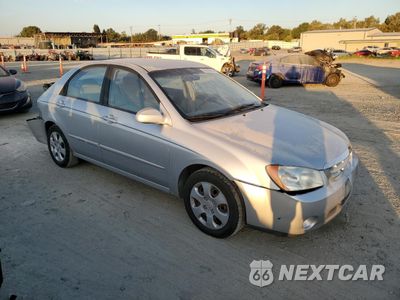 Czwarte zdjęcie samochodu z boku: 2006 KIA SPECTRA LX VIN:KNAFE122365310796 - miniatura